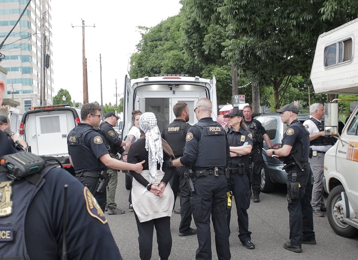 Muslim Woman Forced to Remove Hijab in Multnomah County Jail